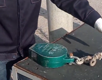 The origin of the name of the differential fall arrester